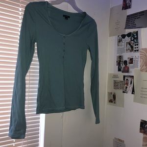 blue long sleeve tee with buttons